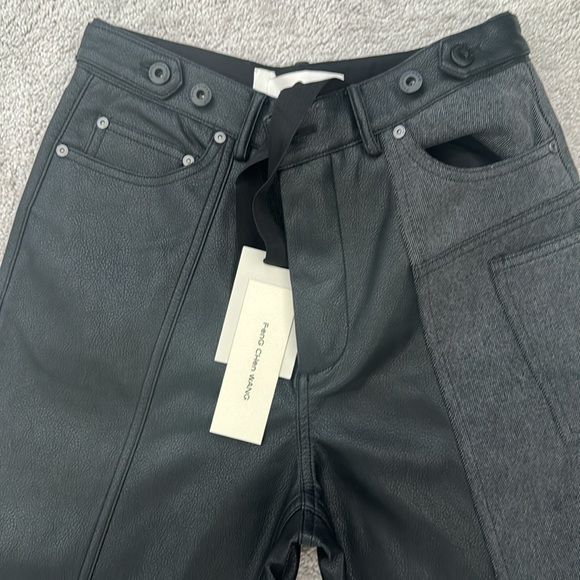 FENG CHEN WANG - Picture 7 of 9